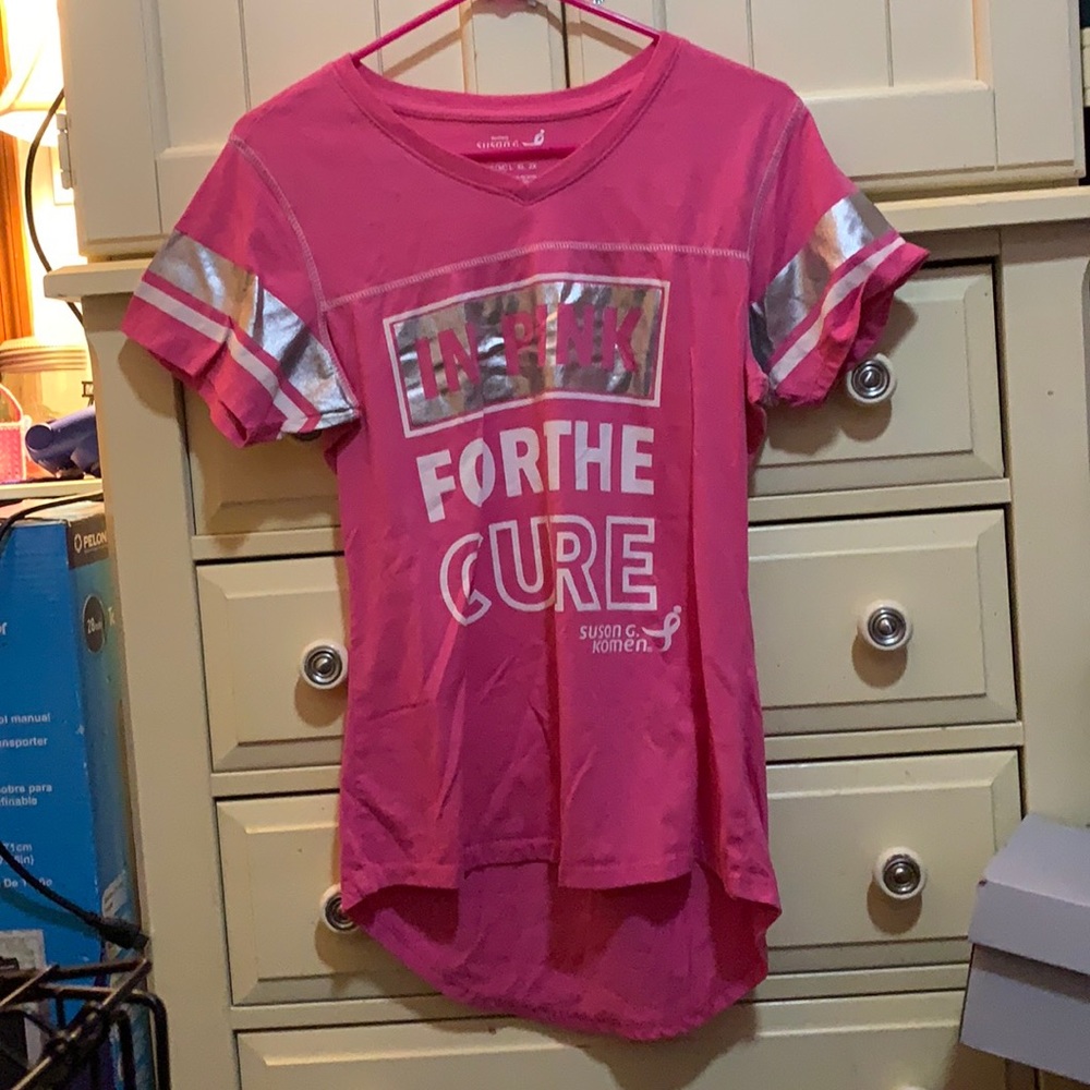 Women’s tee